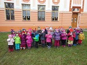 Rozsvícení vánočního stromku u školky